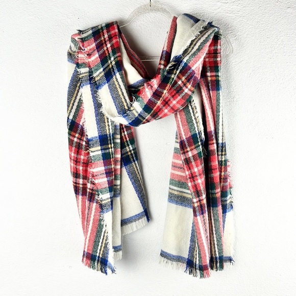 🧣Red Blue Green Plaid Large Raw Hem Scarf Shawl Wrap - Picture 2 of 10